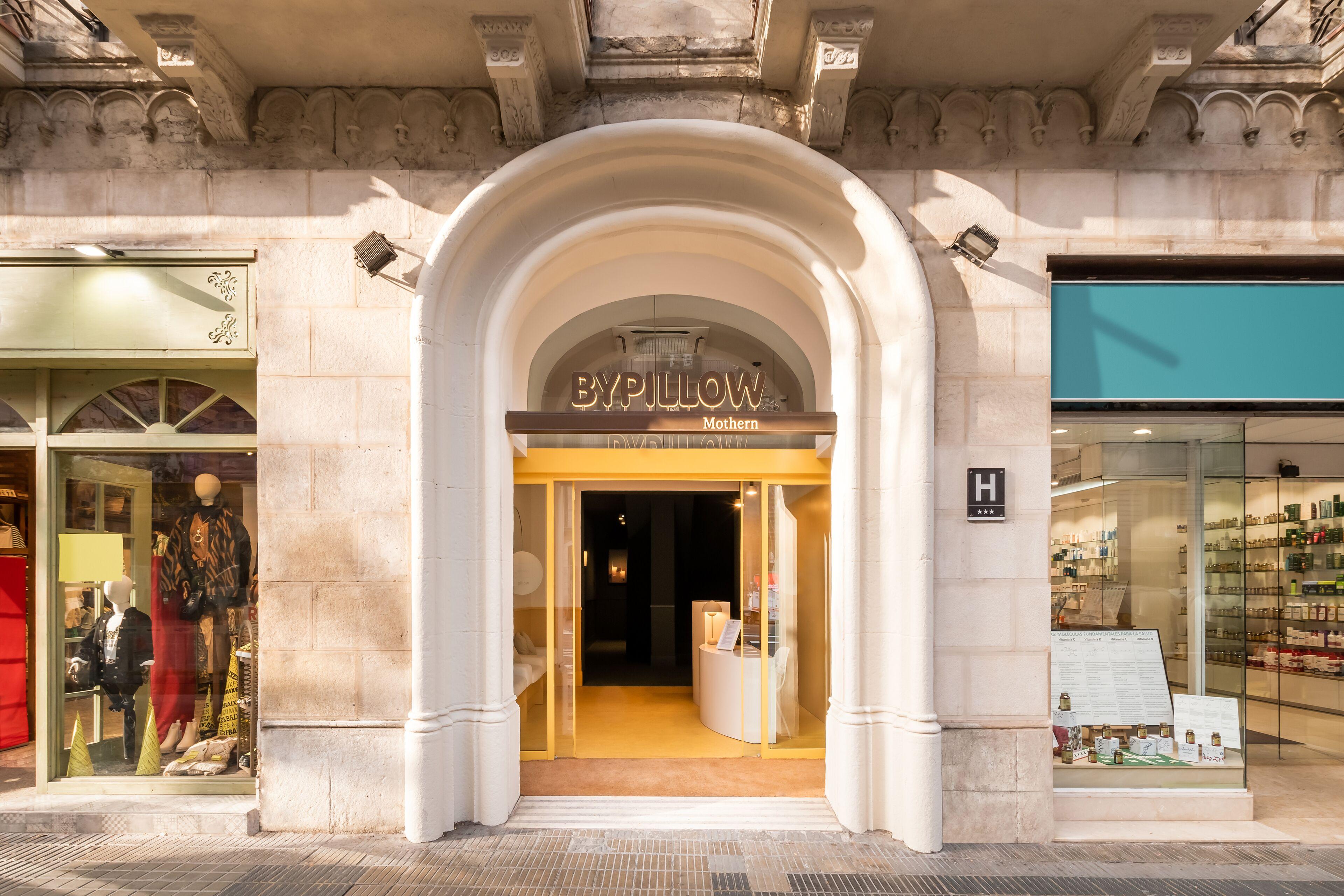 Bypillow Mothern Barcelona — Barcelona